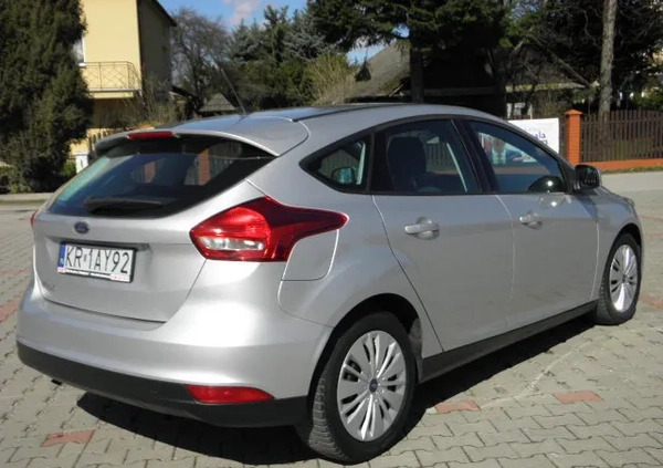 Ford Focus cena 39900 przebieg: 130000, rok produkcji 2017 z Kunów małe 466